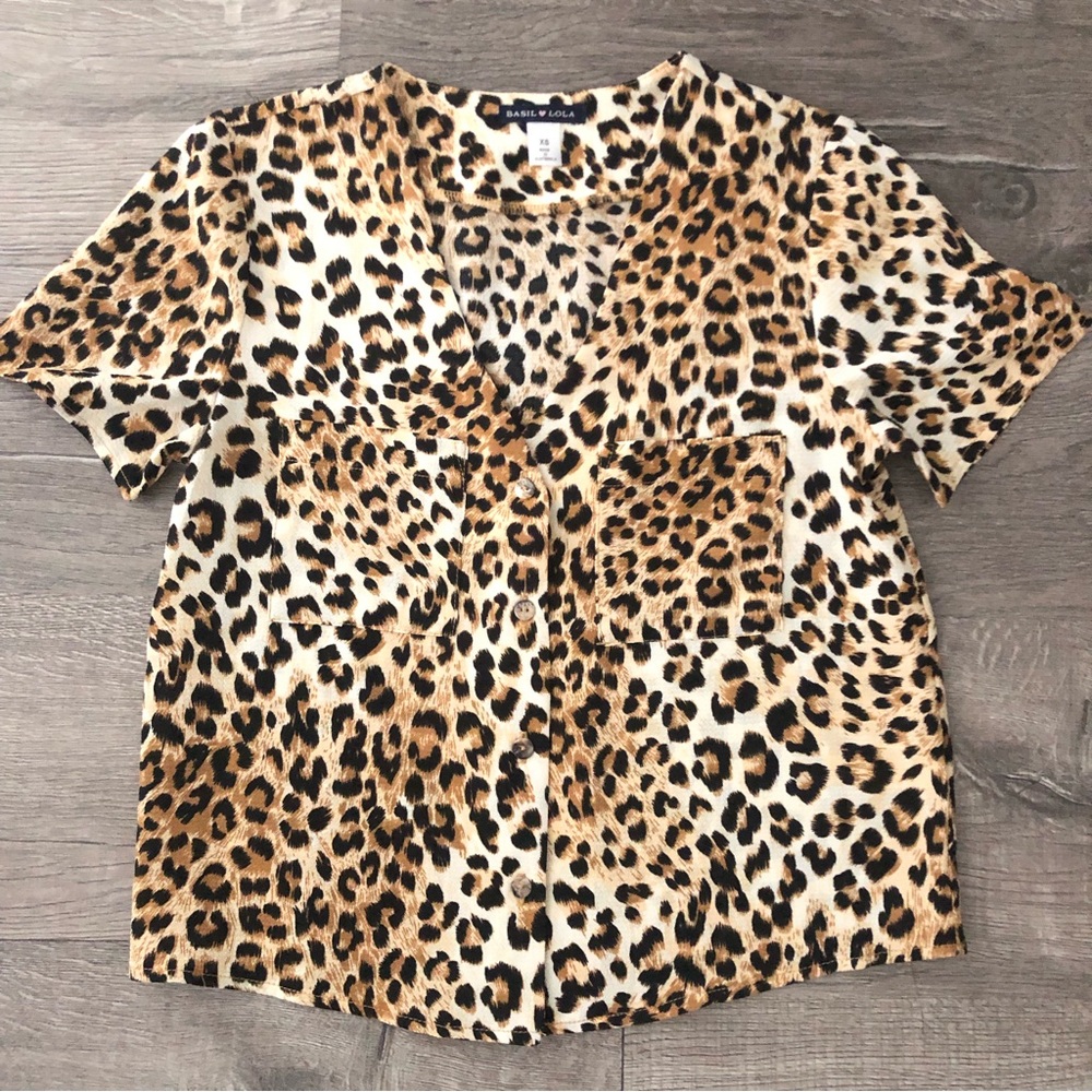 Leopard Print short sleeve blouse